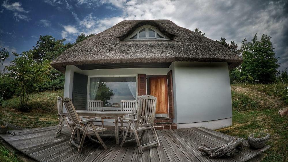Haus Am Huegel Lägenhet Groß Zicker Exteriör bild