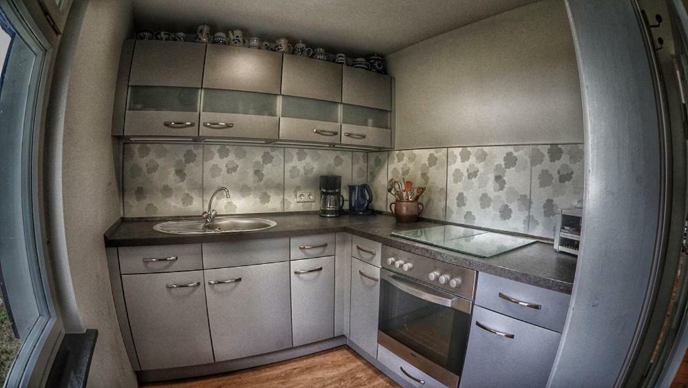 Haus Am Huegel Lägenhet Groß Zicker Exteriör bild